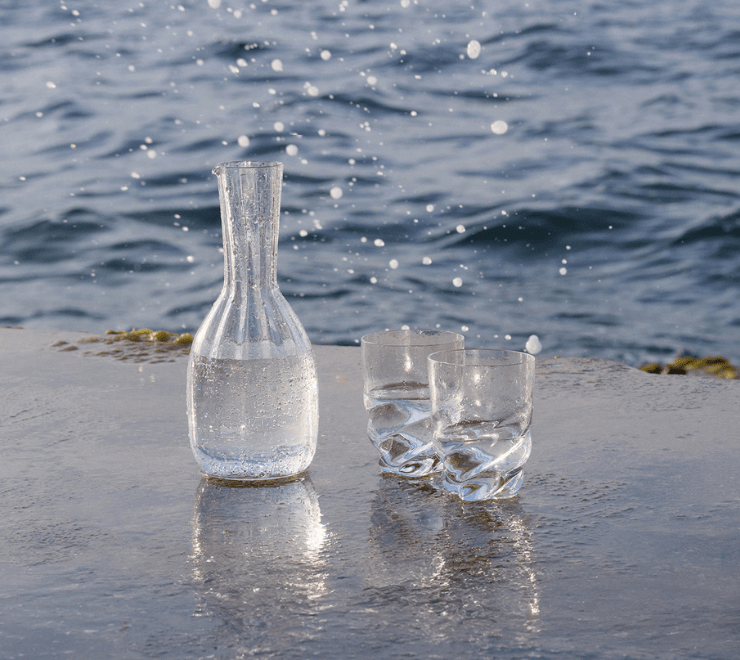 "Art de la Table": i bicchieri "Twist" e la caraffa "Flower"