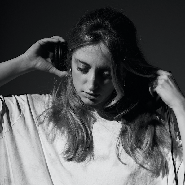 Camilla Violante Scheller - Navëe