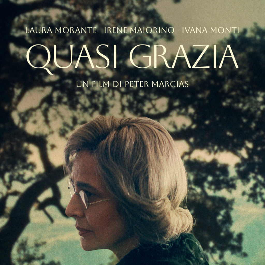 Laura Morante interpreta una delle fasi più intense e fragili della vita di Grazia Deledda nel film “Quasi Grazia” di Peter Marcias, dedicato alla dimensione più intima e umana della prima donna italiana vincitrice del Premio Nobel per la Letteratura.

